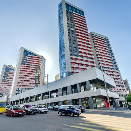 Petrovdom 41B-59B-90B-77B Stunning City View Apartments At Rc Kvartet, Central Railway Station Kyiv Exterior photo