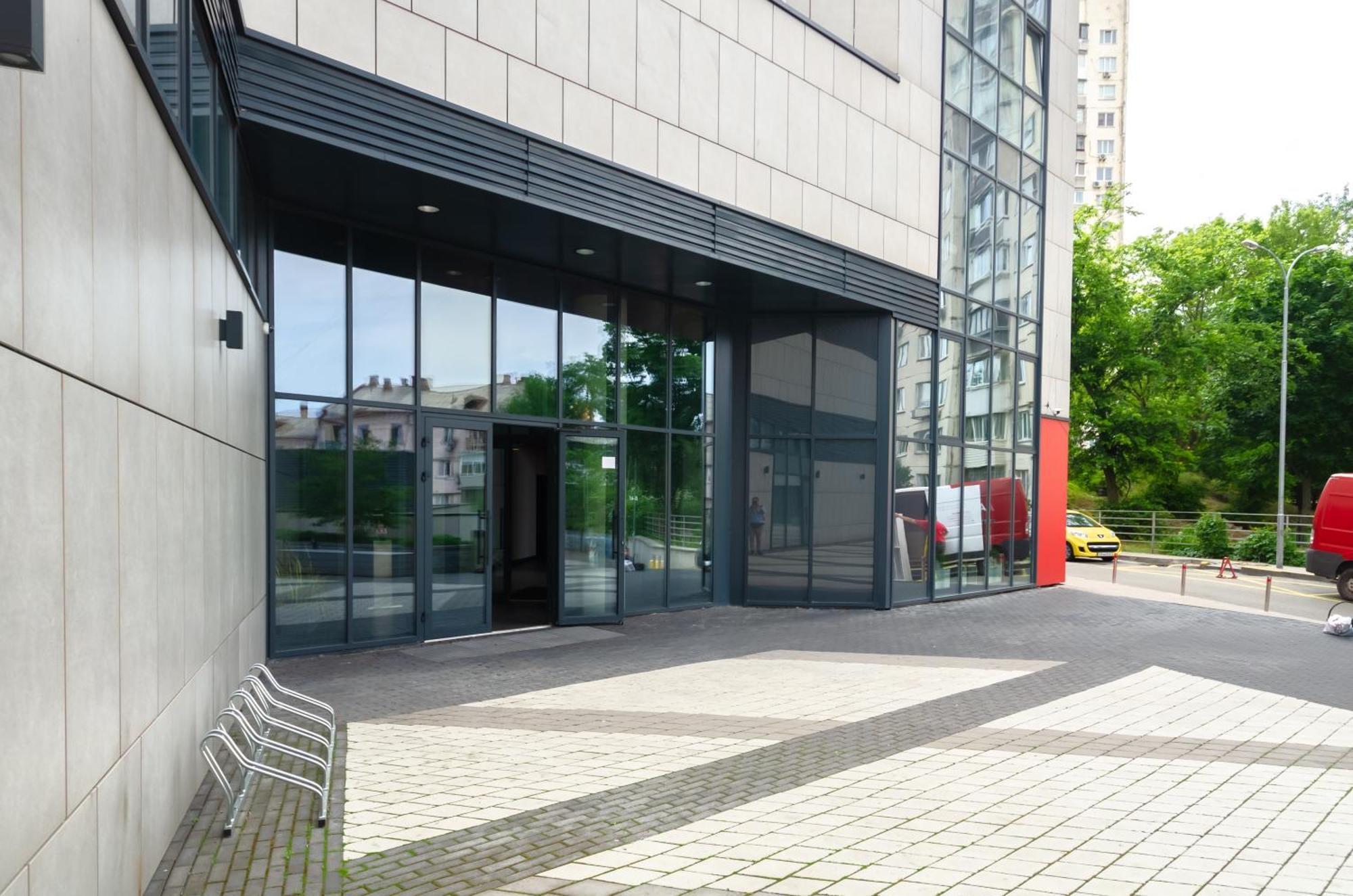 Petrovdom 41B-59B-90B-77B Stunning City View Apartments At Rc Kvartet, Central Railway Station Kyiv Exterior photo